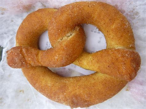 GUS' PRETZELS, Saint Louis - Menu, Prices & Restaurant Reviews