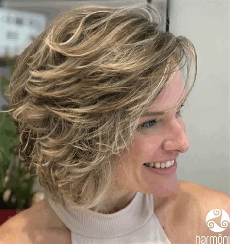 Corte Repicado Ondulado - corte de cabelo ondulado curto repicado em camadas: O segredo 2026