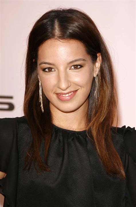 Download Vanessa Lengies Stunning Look Wallpaper | Wallpapers.com