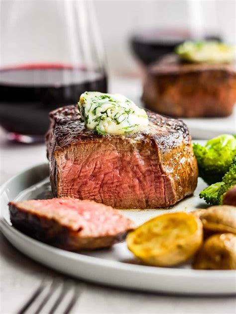 Mastering Restaurant-Quality Steak at Home: A Step-by-Step Cooking