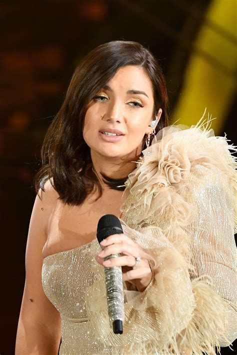 Elettra Lamborghini: a Sanremo 2025 una scarica elettrica di luce