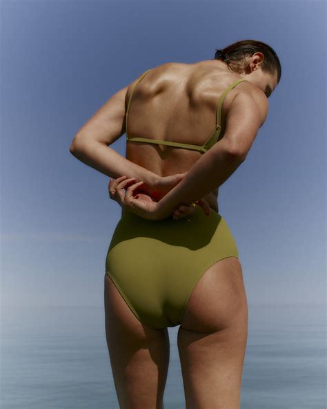 French Brand Soeur, Lido Channel ‘90s Minimalism in Beachwear Capsule