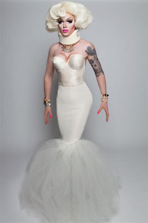 RuPaul's Drag Race Season 7 | Drag queen, Pearl drag, Old hollywood glam