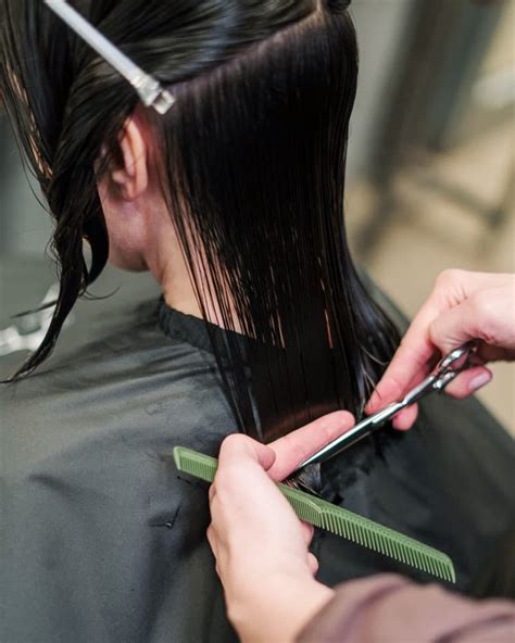how often to get haircut female