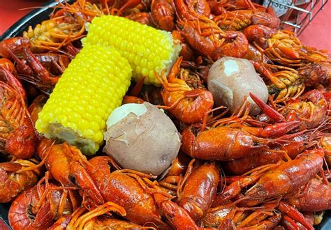 crawfish season    celebration  flavor