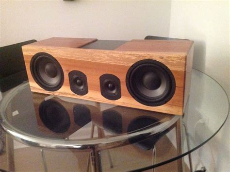 DIY Boom Box - Beautiful and Audiophile Sound - DIY with parts from