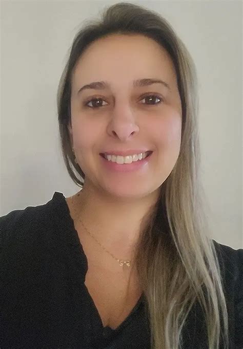 Michelle Sousa Bahury - Michelle Souza | Coach
