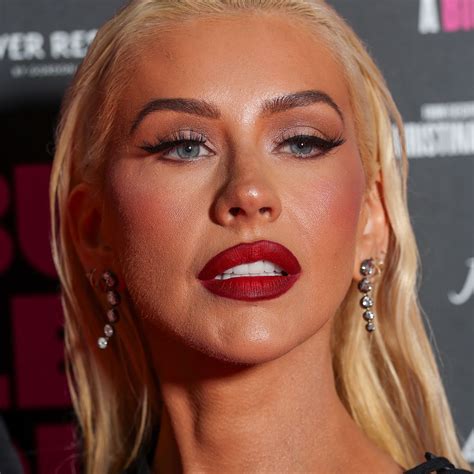 Christina Aguilera turns heads in edgy new look following 50-lb weight loss