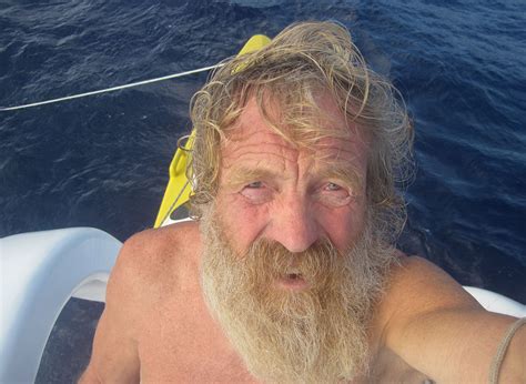 Aleksander Doba : Aleksander Doba Crosses The Atlantic In His Kayak For ...