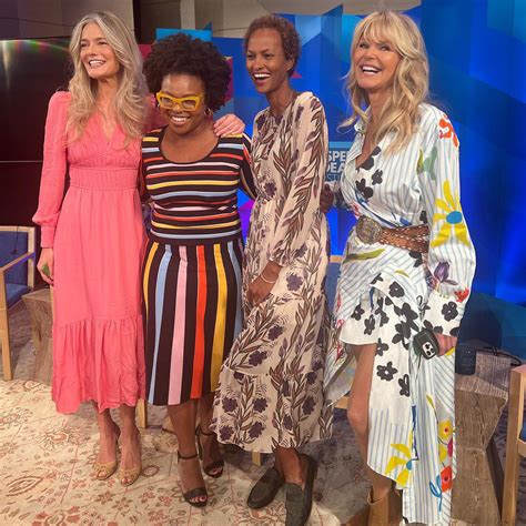 Paulina Porizkova says Christie Brinkley 'makes aging look fun'