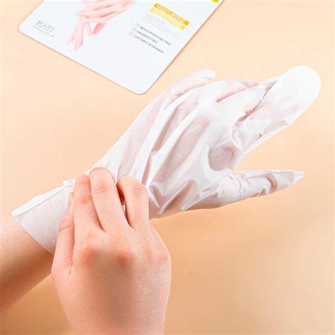 Смягчающая маска-перчатки для рук Jigott Vita Solution 12 Brightening ...