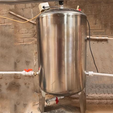 water  pressure tank kit          gallon