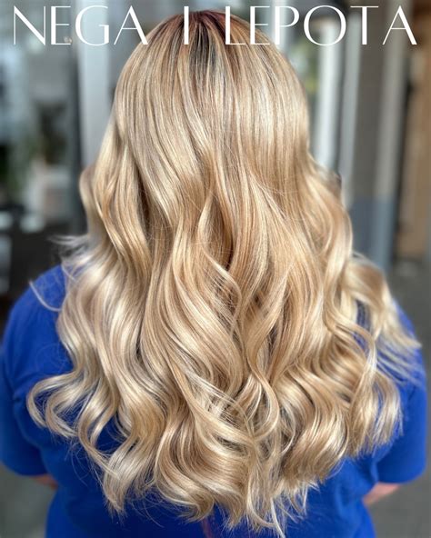 Balayage / pramenovi + Olaplex + preliv + šišanje krajeva + feniranje ...