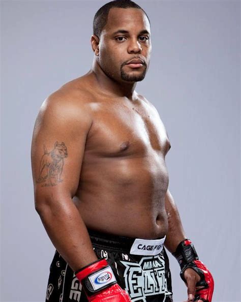 daniel cormier workout routine  diet plan