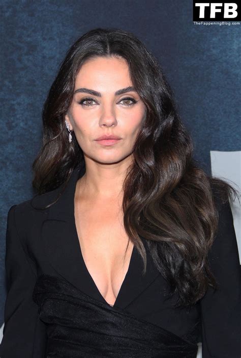 Mila Kunis Sexy (94 Photos) - Sexy e-Girls🔞