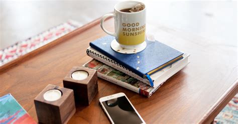 People are sharing their funniest weird good morning habits online