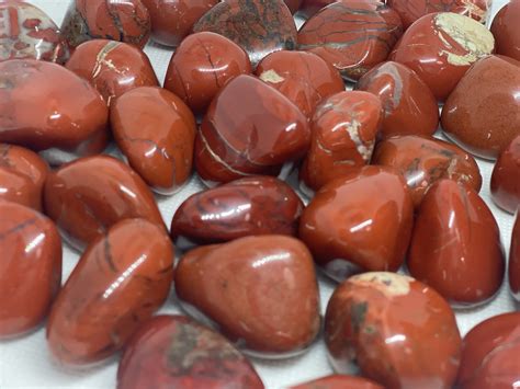 Red Jasper Tumbled Crystal - Peak Physiology