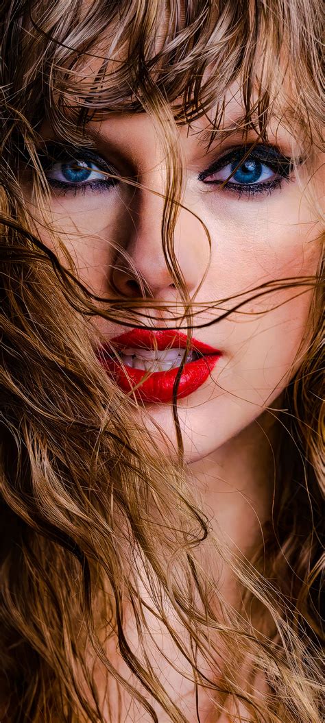 Taylor Swift - Person of the year 2023 Phone Wallpapers • CelebMafia