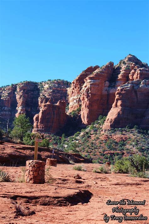 Hiking Bell Rock Trail in Sedona, Arizona - Savor the Moment Photography