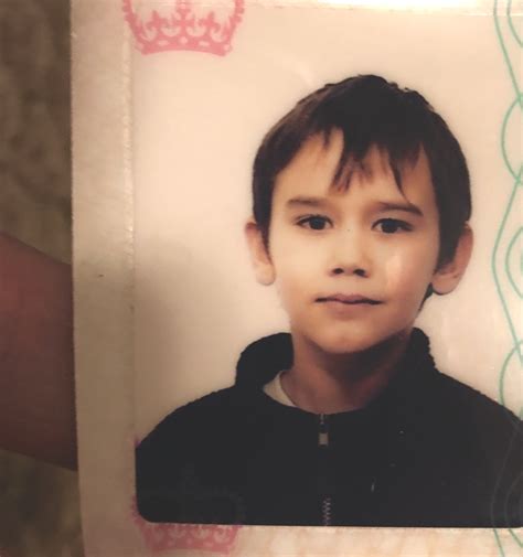 Bio — Joey Heyworth