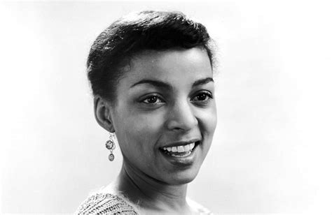 40 Facts About Sandra Dee - Facts.net