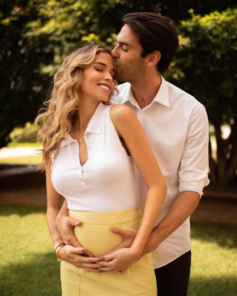 Kaká publica cliques com Carol Dias e ganha declaração: 'Mais essa