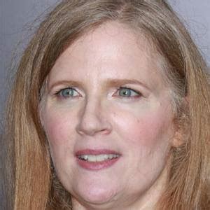 Suzanne Collins [Author] Wiki, Net Worth, Biography, Age, Husband/Wife