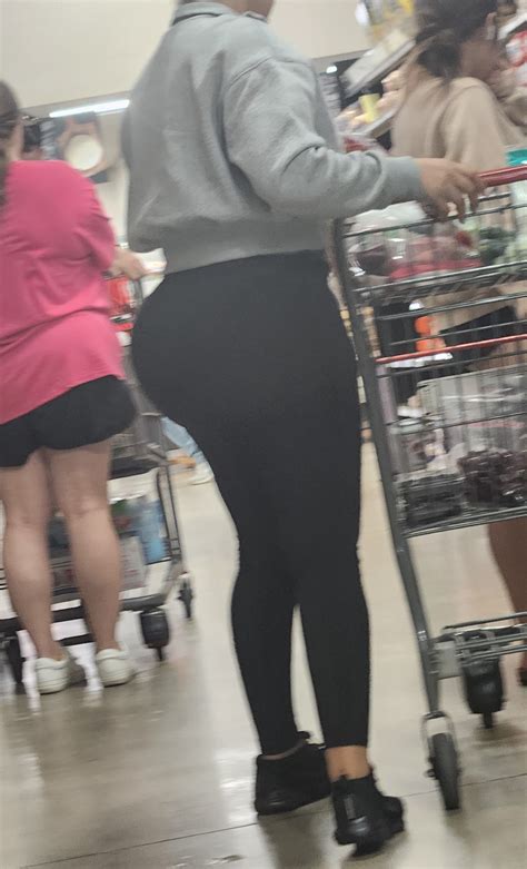 Out In The Wild 32 ( Huge BBL on a Latina) One of the best cap this