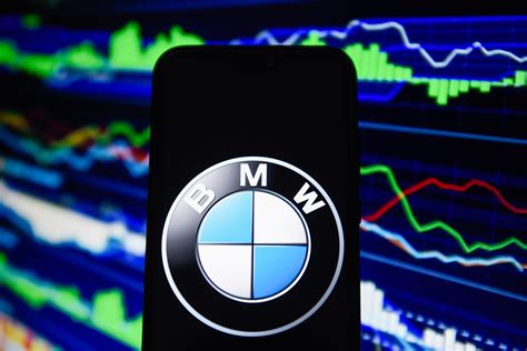 bmw  finally adding android auto   infotainment system ars