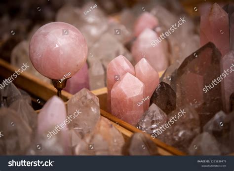 7,128 Crystal Stone Types Images, Stock Photos & Vectors | Shutterstock