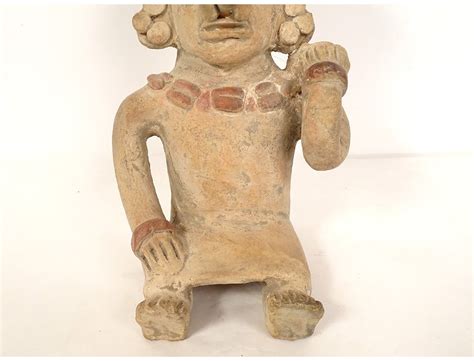 pre columbian sculpture olmec character las bocas mexico land suite