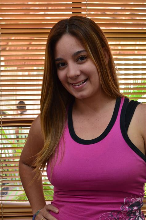 Pictures of Pamela Flores