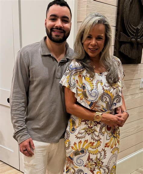 Johanna Gonzalez (@johyjohy) • Instagram photos and videos