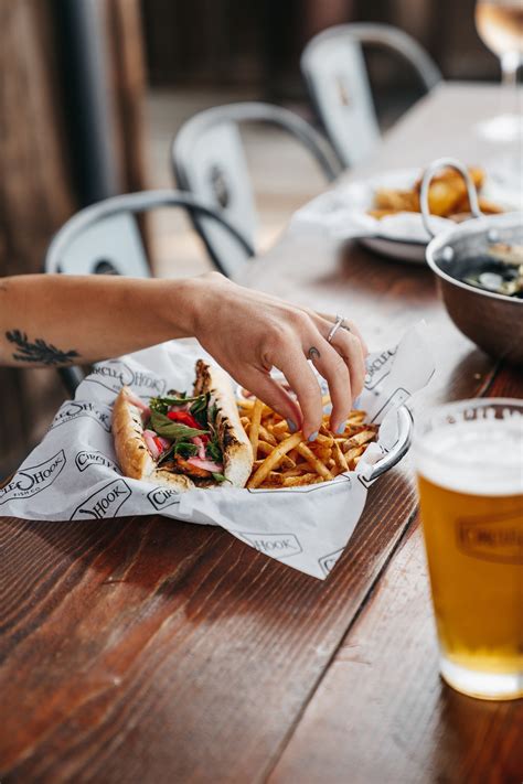 CIRCLE HOOK FISH CO.