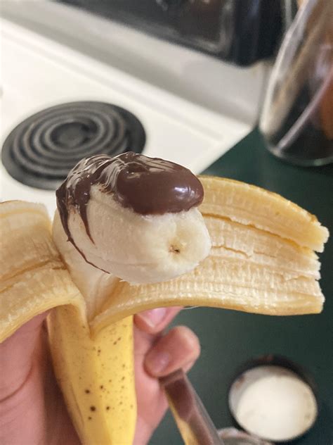 Accidental Elvis : r/banana
