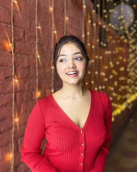 Divyani Mondal (@mondaldivyani) • Instagram photos and videos