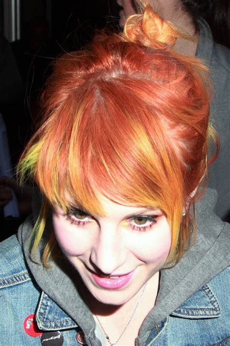 Hayley Williams Hairstyles & Hair Colors | Steal Her Style | Page 5