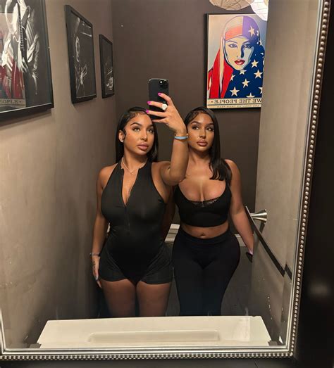 SiAngie Twins