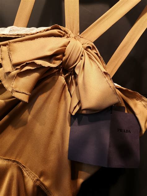 Cum să găsești haine la preț mic când nu e sezon de reduceri