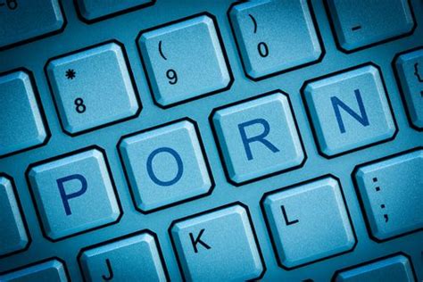 pornography shrinks brain areas   motivation