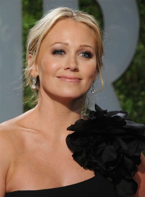 Model Christine Taylor wallpapers (7045)