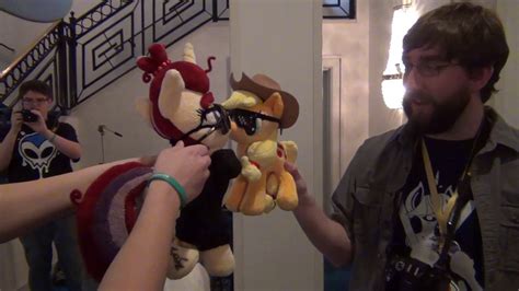 ponycon  convention vlog youtube