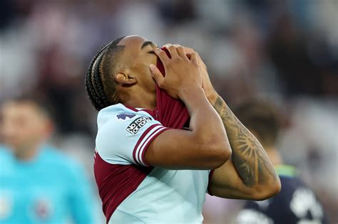 West Ham fans gave Crysensio Summerville standing ovation