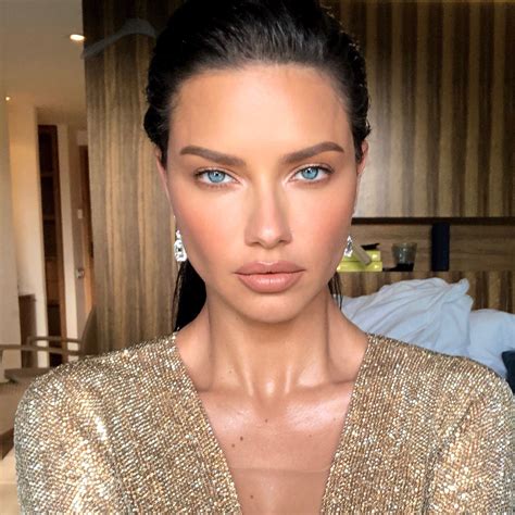 Adriana Lima - Biography, Height & Life Story | Super Stars Bio