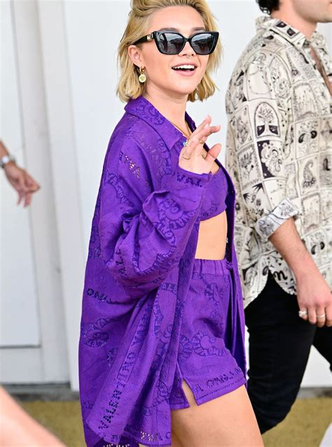 Florence Pugh Nude Pics, Sex Scenes Compilation & Topless Porn