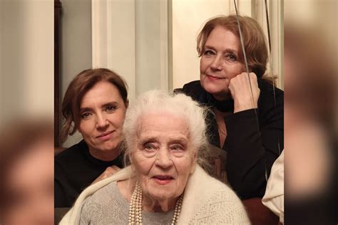 Мать Ирины Алферовой отпраздновала 103-летие в кругу семьи - Газета.Ru ...
