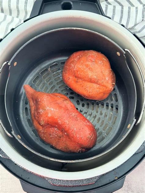 how long to air fry a sweet potato