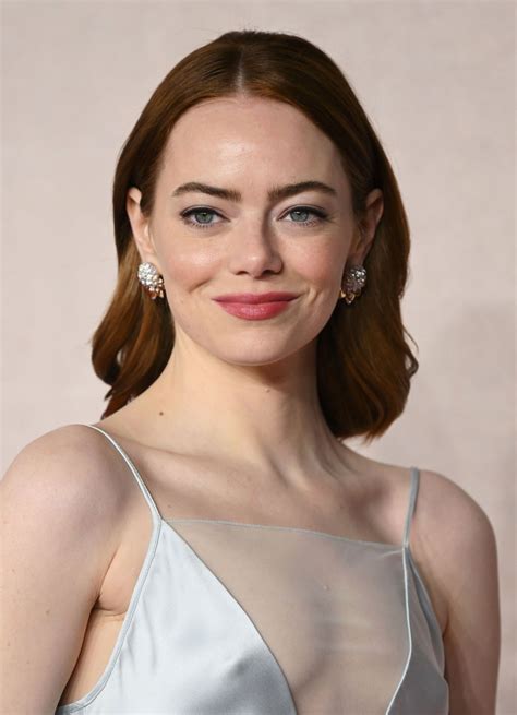 Emma Stone Poor Things Nude Scene