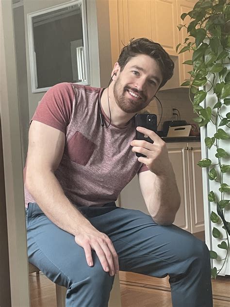 😁😁😁 : r/HotGuys