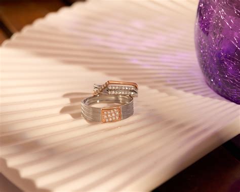 Top Anniversary Gifts for Parents That They'll Cherish